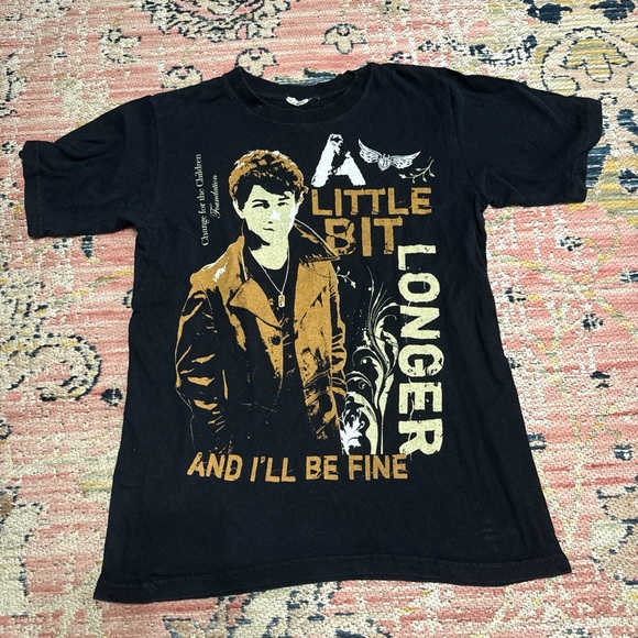 Y2K Jo Bros t-shirt. - Picture 1 of 5
